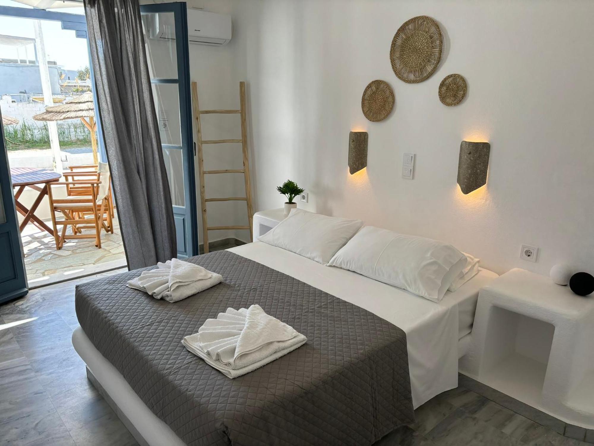 Magginas Studios Парос Экстерьер фото